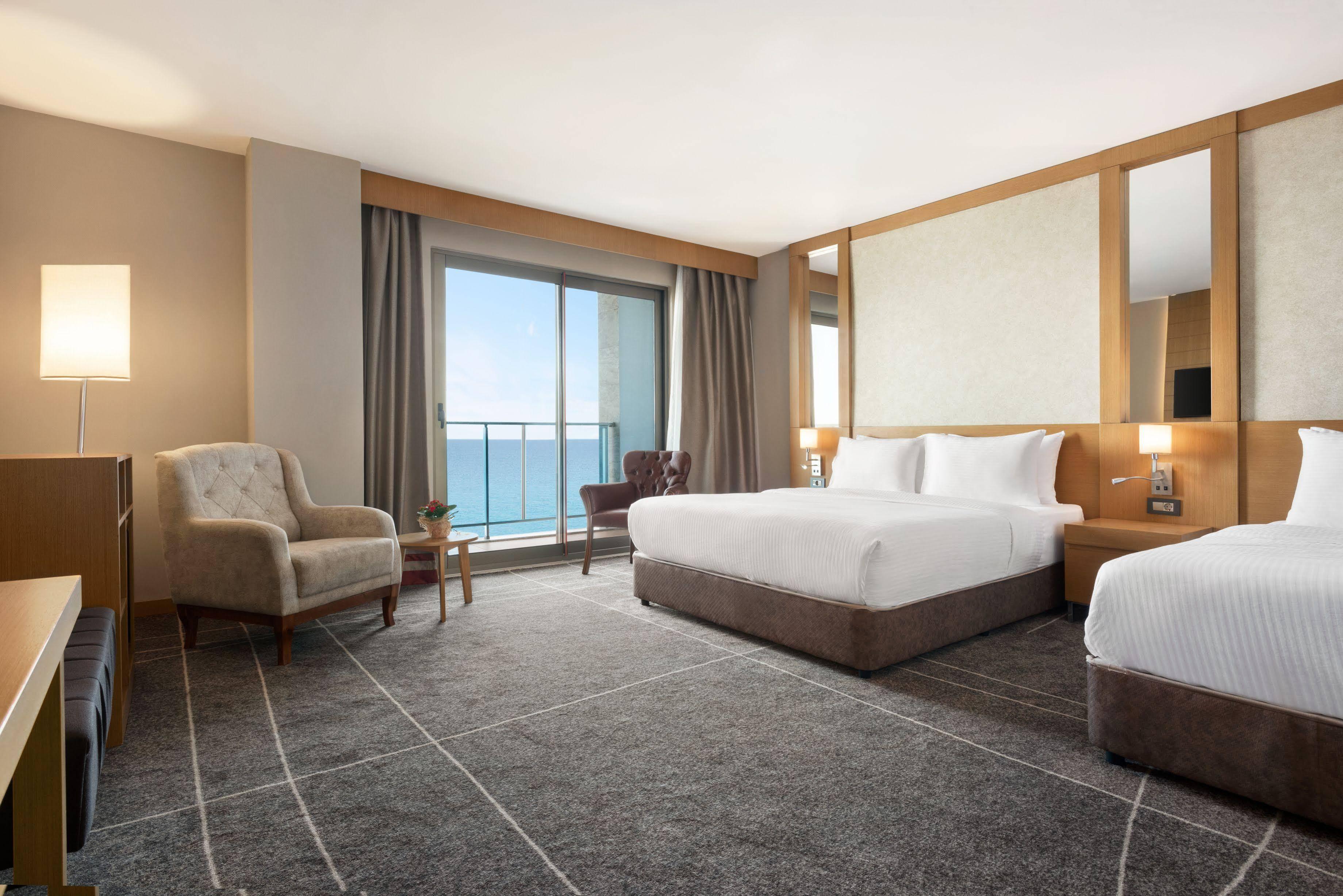 Ramada Resort By Wyndham Unye Exterior photo