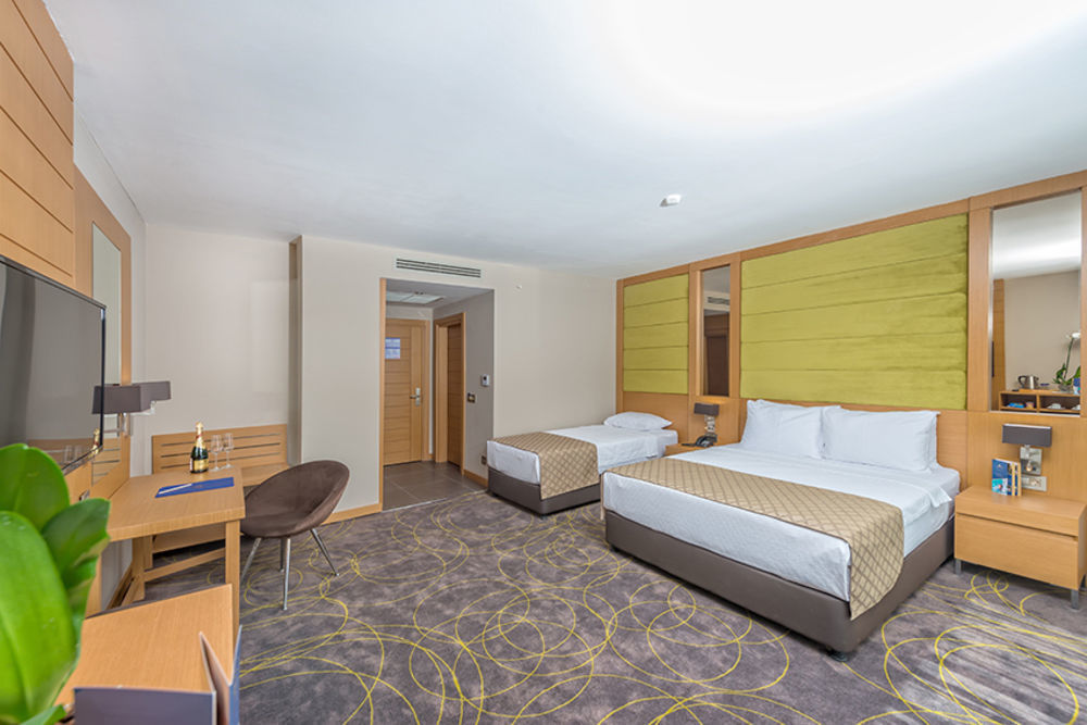 Ramada Resort By Wyndham Unye Exterior photo