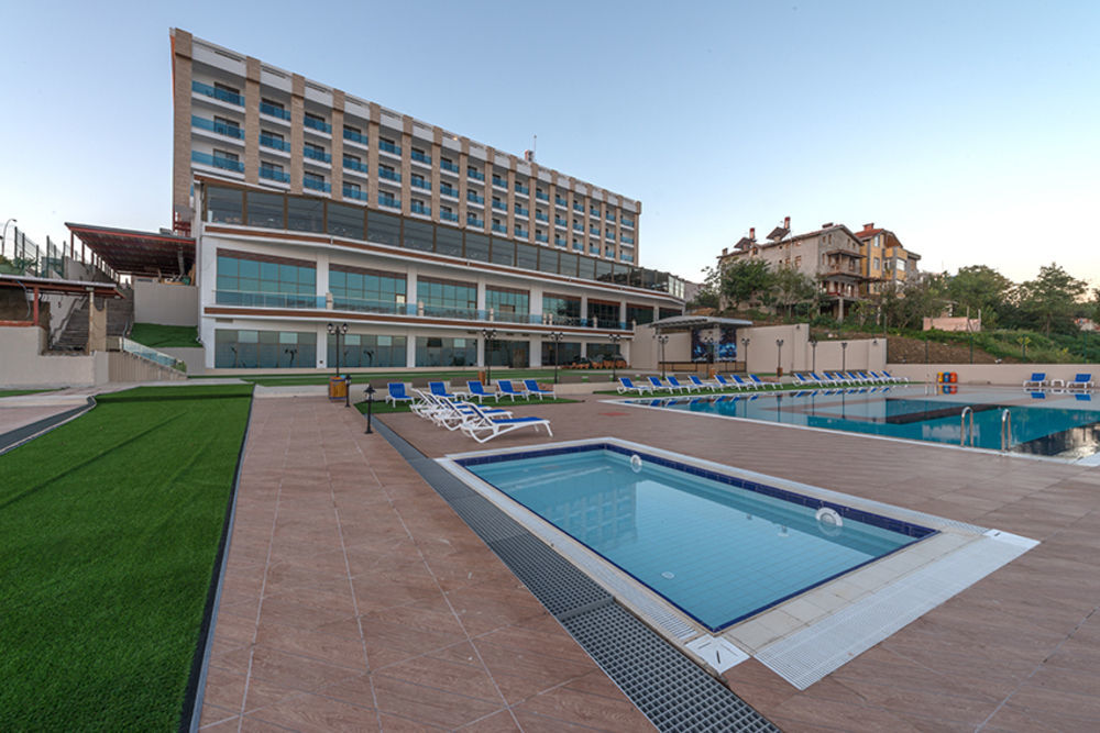 Ramada Resort By Wyndham Unye Exterior photo