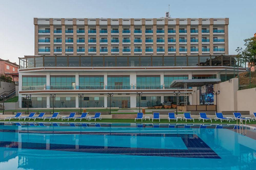 Ramada Resort By Wyndham Unye Exterior photo